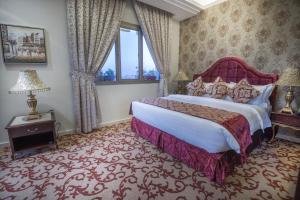 King Suite with Balcony room in Mira Trio Hotel - Riyadh - Tahlia Street