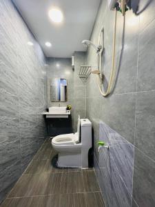Suite Deluxe Có Giường Cỡ King (Deluxe King Suite)