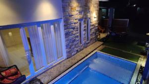 Biệt Thự Có Hồ Bơi Riêng (Villa with Private Pool)