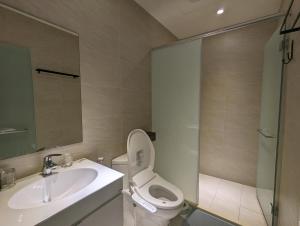 Phòng Giường Đôi Có Ban Công (Double Room with Balcony)