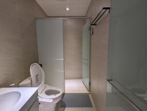 Phòng Giường Đôi Có Ban Công (Double Room with Balcony)