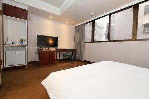 Phòng Đôi Loại Sang (Deluxe Double Room)