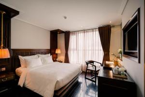 Phòng Suite (Suite Room)