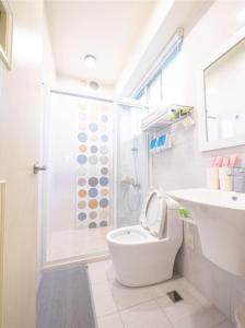 Phòng 4 Người Có Ban Công (Quadruple Room with Balcony)