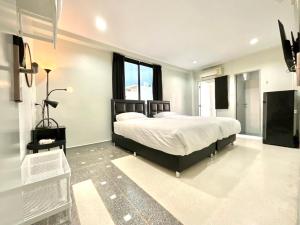 Phòng hạng Phổ thông có 2 Giường đơn - Không Hút thuốc (Economy Twin Room - Non-Smoking)