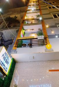 Phòng Có Giường Cỡ King Với Ban Công (King Room with Balcony)