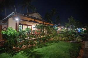 Phòng Bungalow 3 người Hướng vườn (Garden View Bungalow Triple)