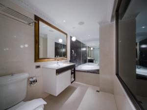 Phòng Đôi Loại Sang (Deluxe Double Room)
