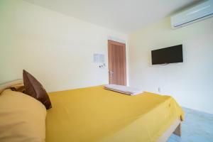 Phòng Giường Đôi Có Phòng Tắm Riêng (Double Room with Private Bathroom)