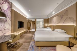 Deluxe Room, Guest room, 2 Double, City view, High floor