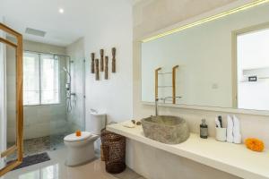 Biệt Thự 3 Phòng Ngủ (Three-Bedroom Villa)