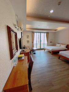201 VIP Quadruple Room with Balcony