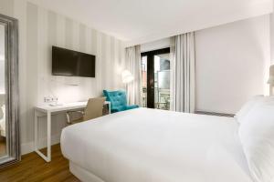 Superior Double Room New Style room in NH Brussels Grand Place Arenberg