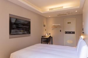 Phòng Tiêu Chuẩn Giường Đôi (Standard Double Room)