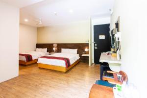 Phòng 4 Người (Quadruple Room)