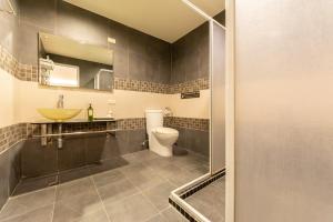 Phòng Đôi Tiêu chuẩn - Không có Cửa sổ (Standard Double Room - no window)
