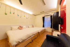 Phòng Gia đình có 2 Phòng ngủ (Family Room with Two Bedrooms)