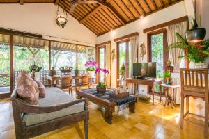 Biệt thự 2 phòng ngủ (2 Bedroom Villa)