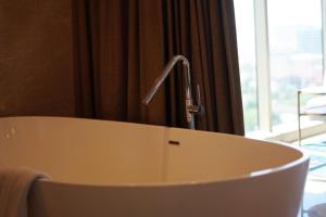 Suite Nhỏ (Junior Suite Room)