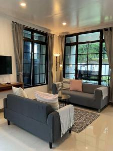 Biệt Thự (Villa)