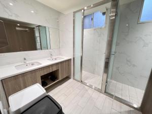 1 Person Single Bed in 12-Bed Dormitory - Female Only