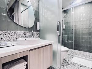 Phòng Đôi Cao Cấp (Superior Double Room)