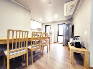 Phòng Lớn 2 Giường Đơn (Large Twin Room)