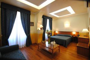 Quadruple Room room in Hotel Verona Rome
