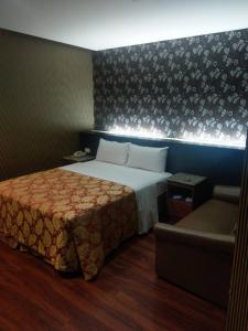 Phòng Giường Đôi Hạng Bình Dân (Budget Double Room)