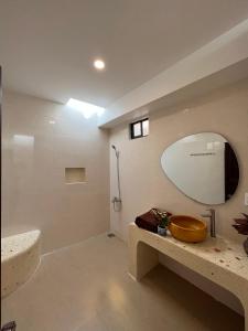 Phòng Bốn Người có Cảnh (Quadruple Room with View)