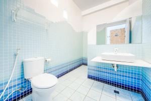 Phòng Bốn Người Tiêu Chuẩn có Ban Công (Standard Quadruple Room with Balcony)