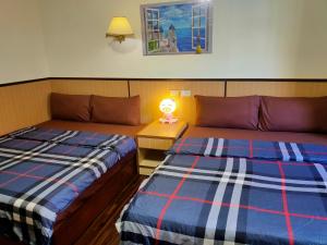 Phòng 2 Giường Đơn Nhìn Ra Núi (Twin Room with Mountain View)