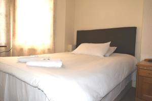 Double Room room in Charlie Hotel