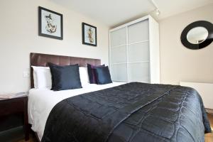 Deluxe One-Bedroom Apartment room in Fraser Residence Bishopsgate