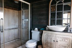 Biệt Thự 3 Phòng Ngủ (Three-Bedroom Villa)
