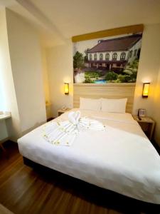 Phòng Loại Sang Giường Đôi (Deluxe Double Room)