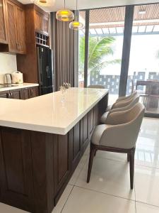 Biệt Thự 3 Phòng Ngủ (Three-Bedroom Villa)