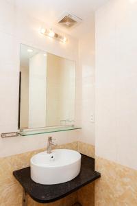 Phòng Giường Đôi Có Sân Trong (Double Room with Patio)