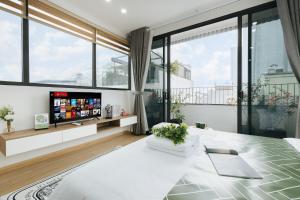 Studio Superior (Superior Studio)