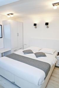 Small Double or Twin Room room in Metro Suites Taksim