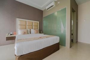 Phòng Deluxe Hoàng gia (Deluxe Royal Room)