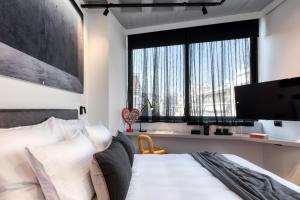 Comfort Double Room room in Koniama Acropolis