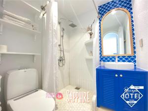 Phòng Giường Đôi Có Ban Công (Double Room with Balcony)