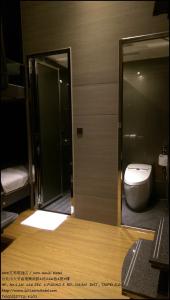 Phòng ngủ Tập thể 8 Giường (8-Bed Dormitory Room)