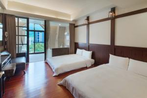 Phòng sang trọng hiện đại kiểu Nhật cho gia đình (Luxury Modern Japanese Style Family Room)