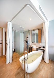 Phòng Signature Giường Đôi (Signature Double Room)
