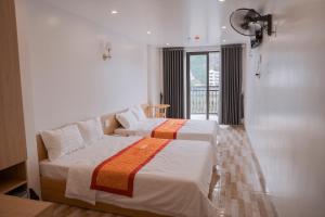 Phòng Gia Đình Có Ban Công (Family Room with Balcony)