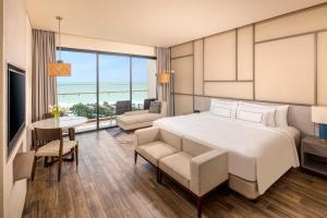Phòng Deluxe Hướng biển (Deluxe Room Ocean View)