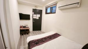 Phòng Giường Đôi Có Phòng Tắm Riêng (Double Room with Private Bathroom)