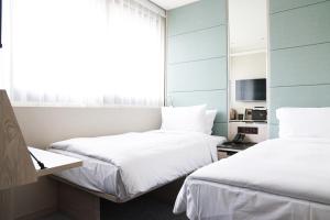 Phòng Đôi Phổ Thông (Economy Double Room)